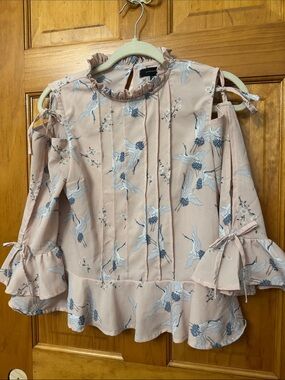 French Atmosphere Pink Crane Print Cold-Shoulder Ruffle Blouse
